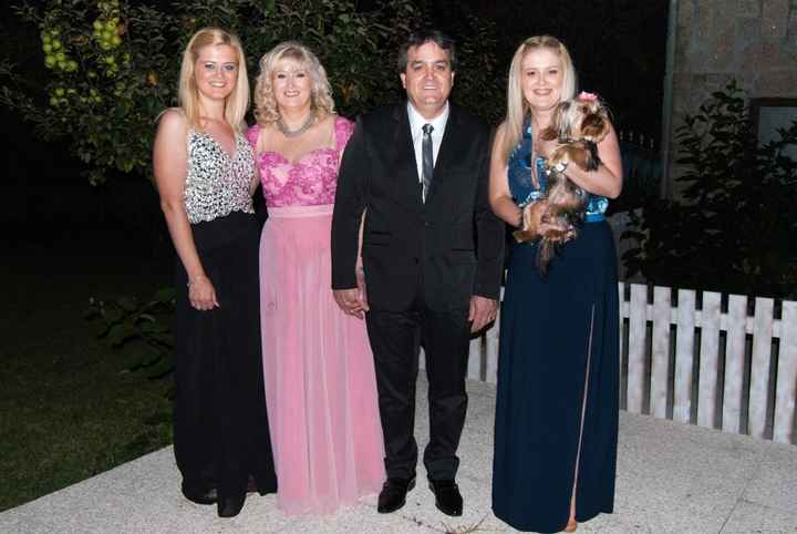 Eu, Pais e minha irma e claro a nossa cadela Lili