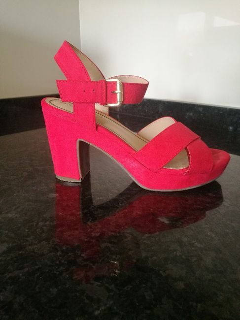 Conselho de uma ud - a escolha dos sapatos de noiva - 1