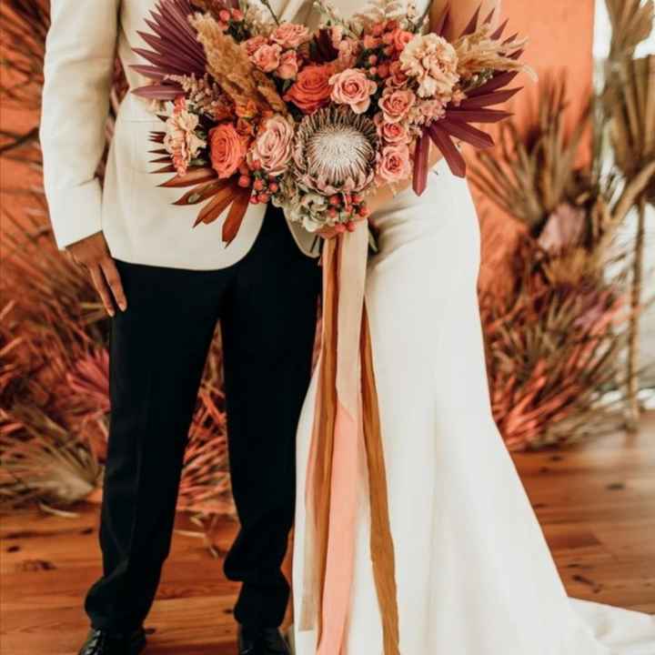 Arco íris  🌈invade a comunidade! Bouquet flores secas laranja - 1