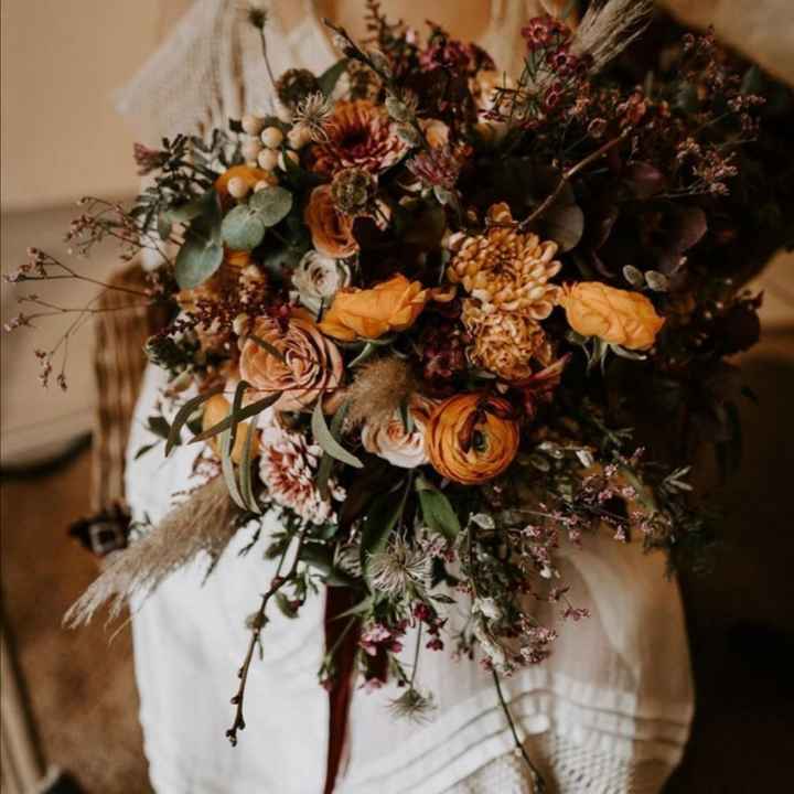 Arco íris  🌈invade a comunidade! Bouquet flores secas laranja - 5