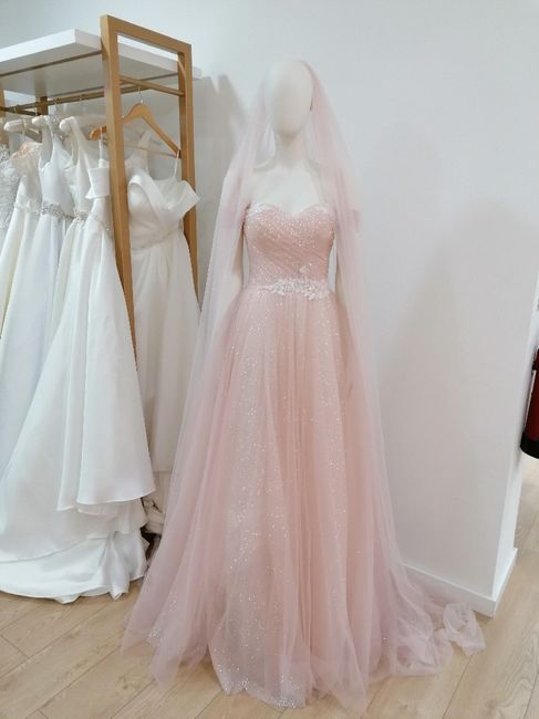 Outubro cor de Rosa - vestido de noiva rosa 😍 2