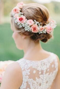 Inspirações de flores no cabelo - 4
