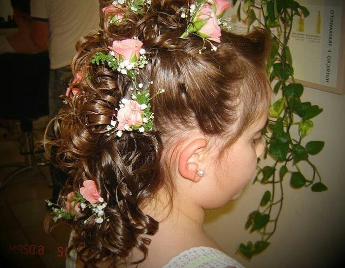 Inspirações de flores no cabelo - 11