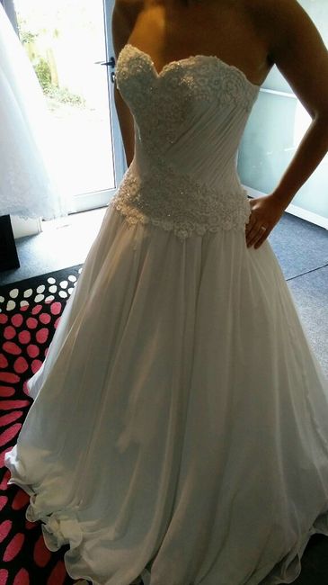 A procura de vestido - 2