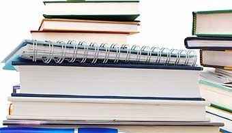 2 Termine os estudos primeiro. A verdade é que como uma nova família vocês irão precisar de dinheiro