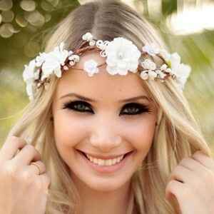 Inspirações de flores no cabelo - 2