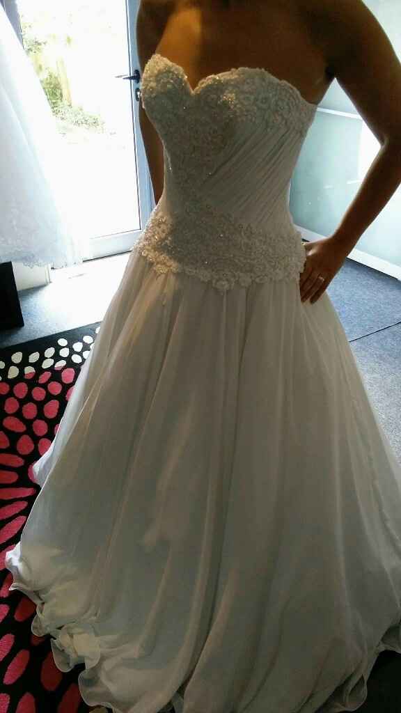 A procura de vestido - 2