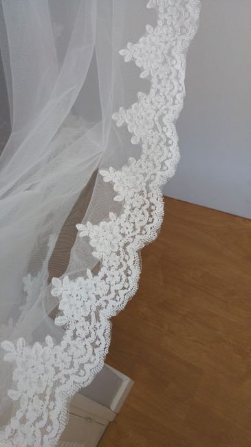 renda em toda a volta