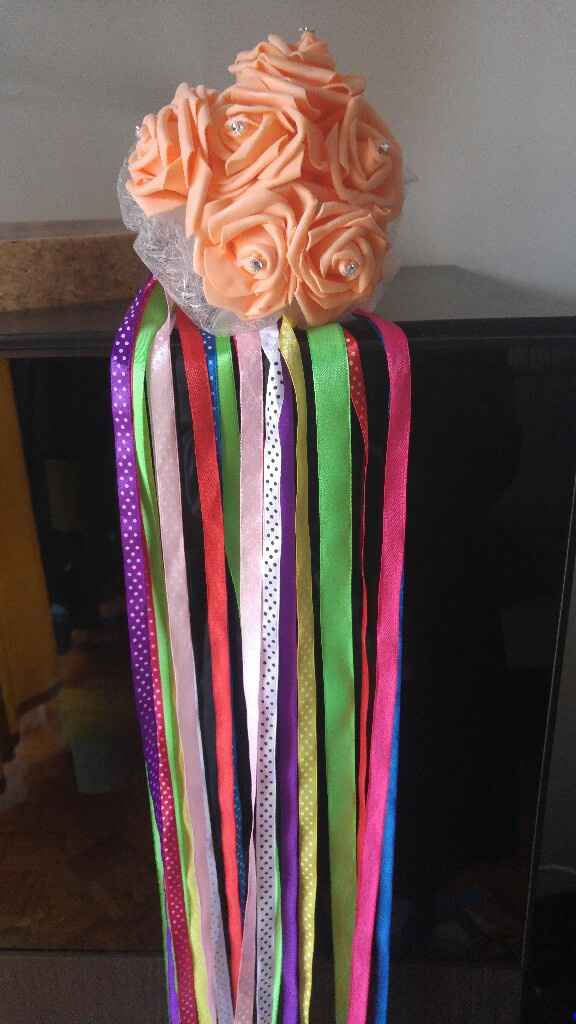Fazer jogo de fitas para o bouquet - 1