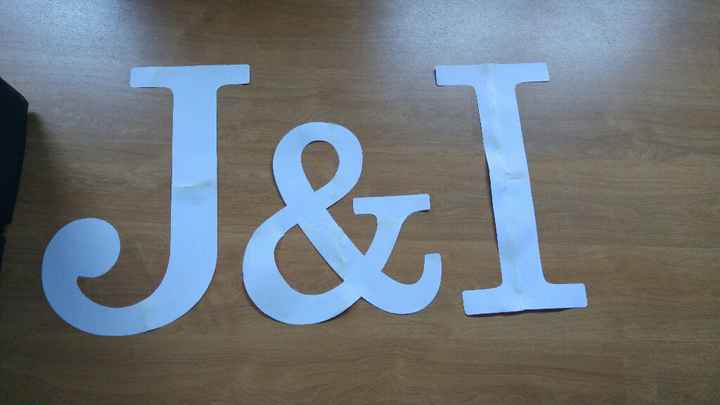 Letras gigantes em processo - 1
