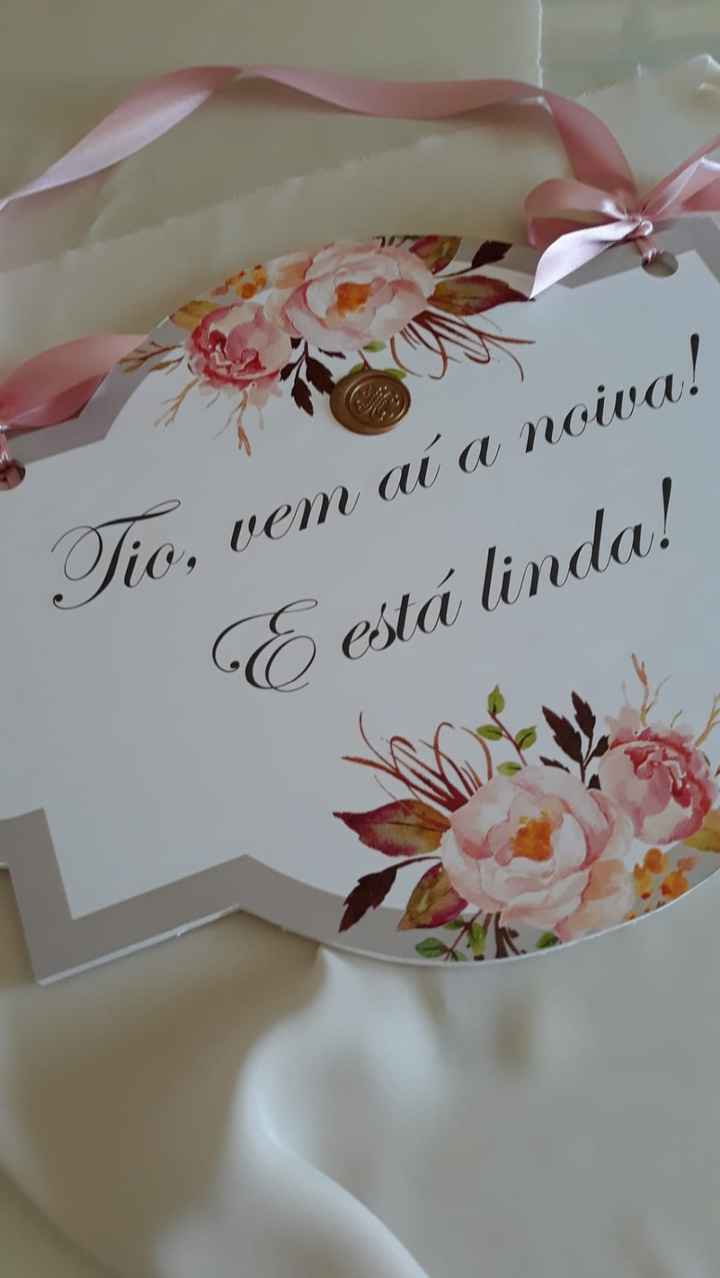 3 - Tabuleta "Vem ai a noiva"