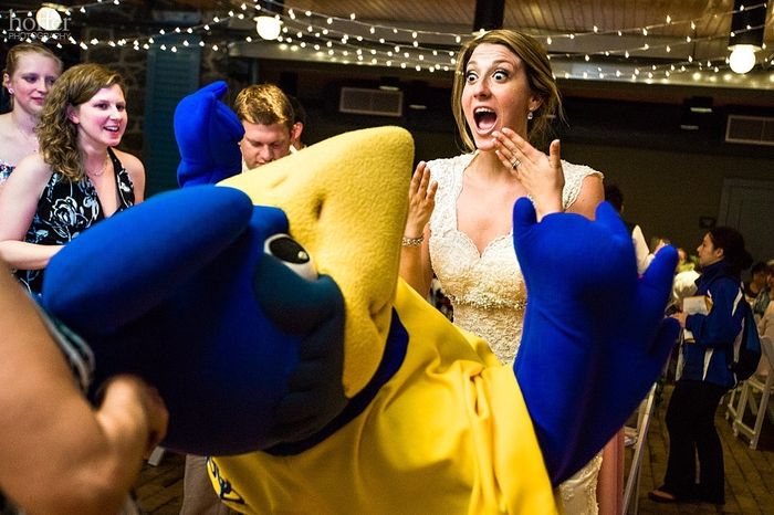 Claro que a mascote não pode faltar
