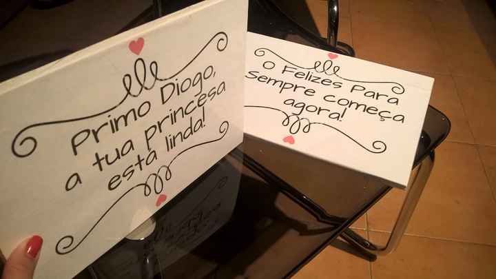 Placas dos meninos