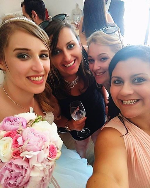 Amigas vindas de longe 