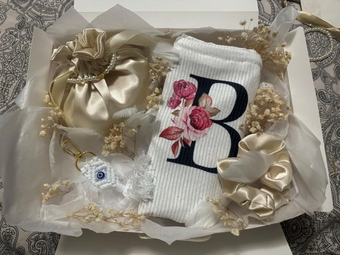 Maid of Honor & Bridesmaids Gifts 1