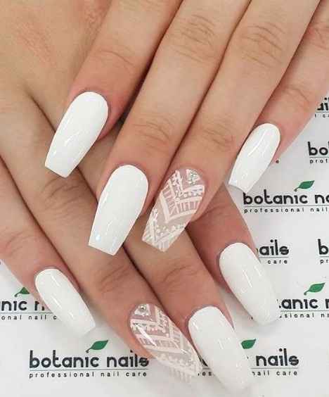 unhas noiva