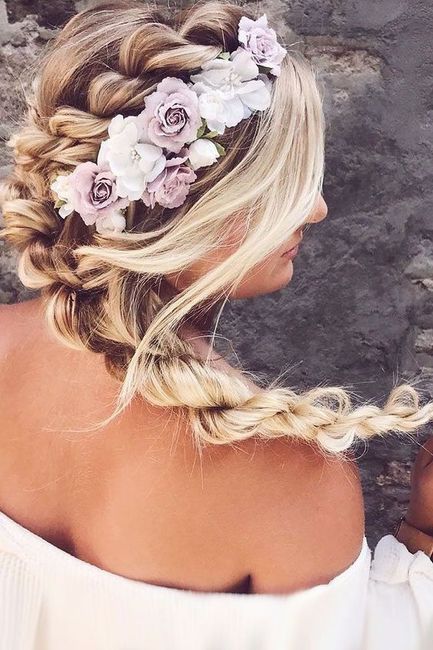 Coroas e toucados com flores para noivas românticas 🌸 2