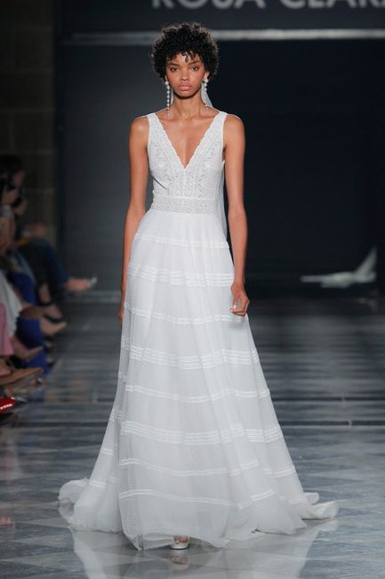 Inspirações de vestidos de noiva minimalistas.. anda escolher! 3