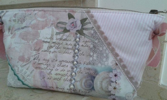 Necessaire