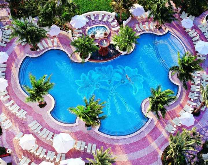 Loews Miami Beach 4*