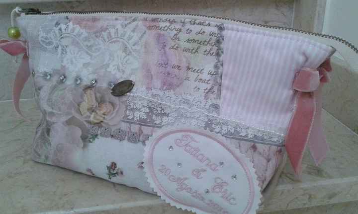 Necessaire