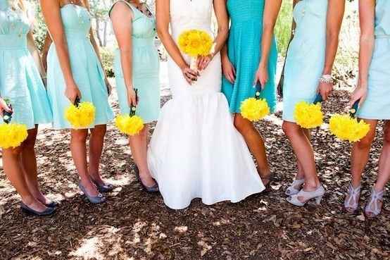 Azul Tiffany com amarelo