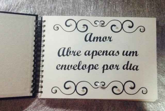 Livro com Postais