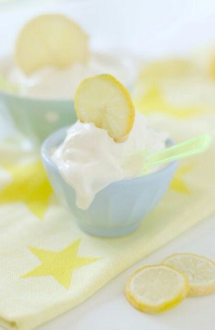 Eu escolhia como cores o azul e amarelo pastel