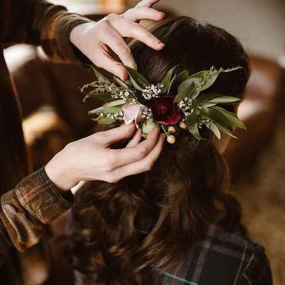 Flores no cabelo?