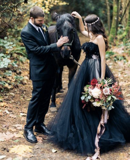 Vestidos de noiva pretos: usavam? 5