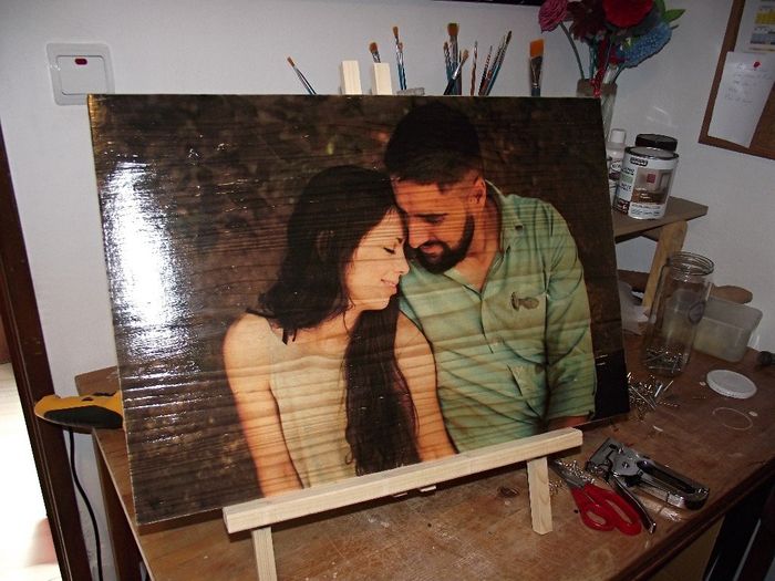 Cavalete com fotografia