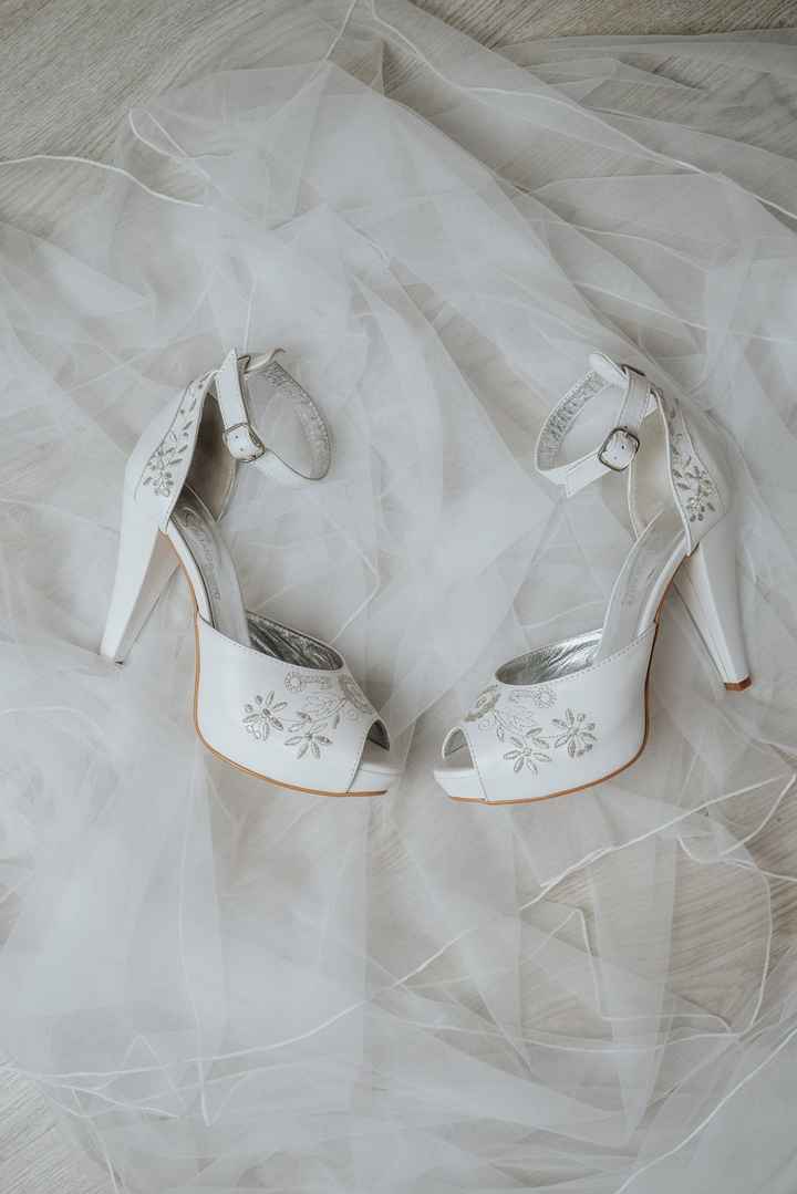 Os teus sapatos de noiva vão ser brancos? 👰 - 1