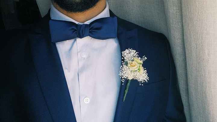 Este boutonnière: Marca golo ou leva cartão vermelho? - 1