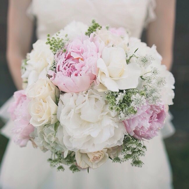 Inspirações - bouquets brancos / clarinhos - 11