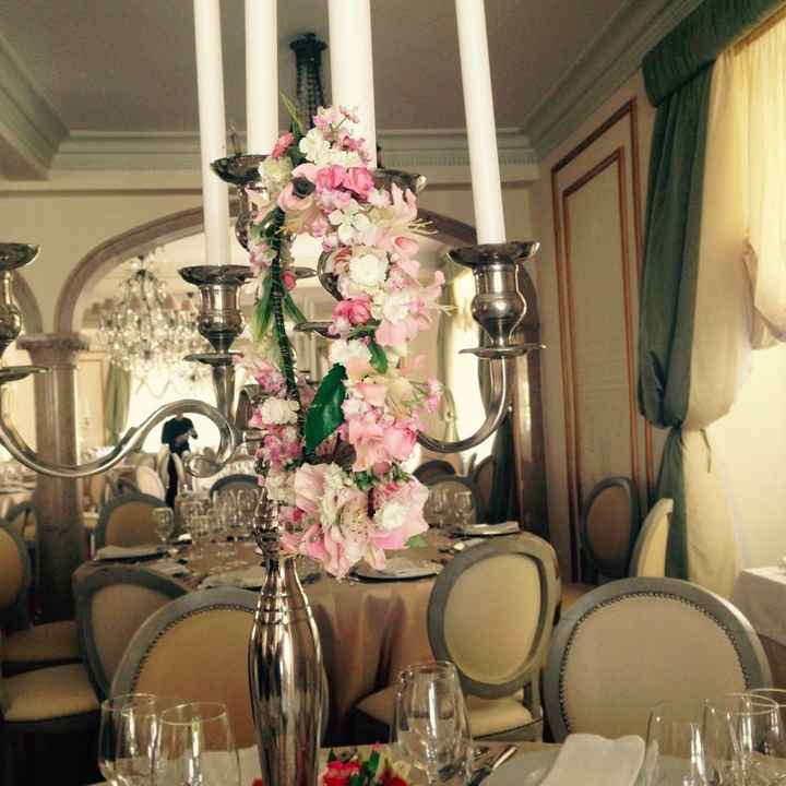 Coroa de Flores da Meninas das Alianças - Sala atrás 