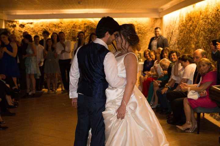 E na dança... Sempre incrivelmente felizes!