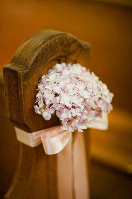 Flores para a decoração da igreja - 17