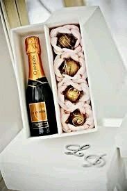 Fase conclusão dos convites dos padrinhos e madrinhas - 10