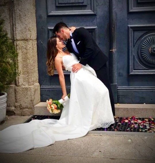 No final da cerimónia, na Igreja da Lapa. 