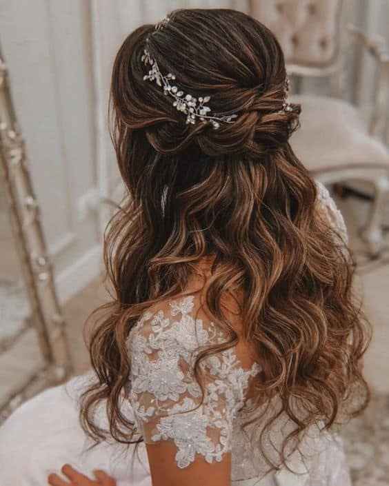Penteados para noiva estilo boho chic - 3