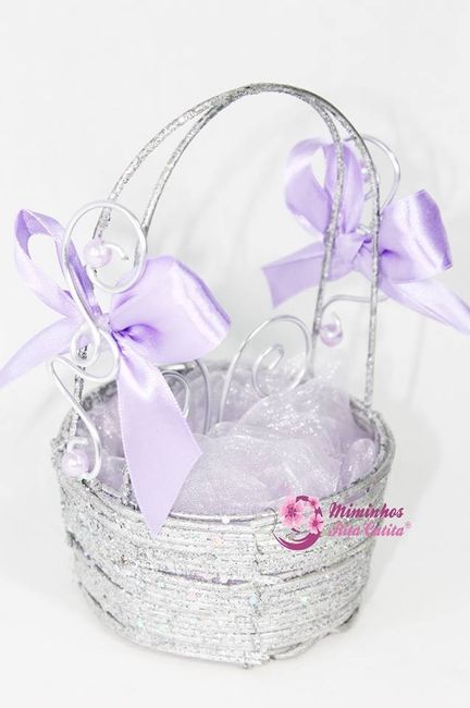 Cesta para alianças