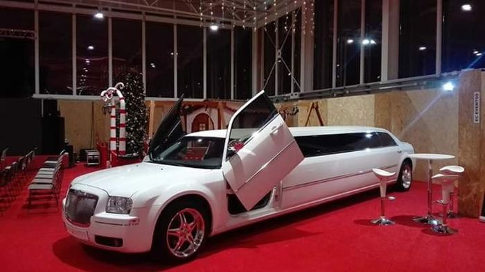  Limousine - 1