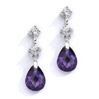 Brincos com pormenor roxo