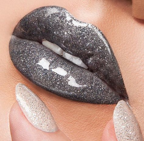 o Arco íris Invade a Comunidade Com Inspirações de Cor (prateado) - Makeup/manicure 🌈 - 6