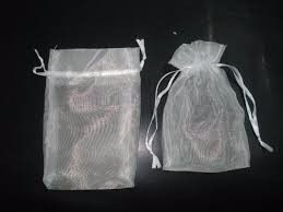 Saco de organza branco