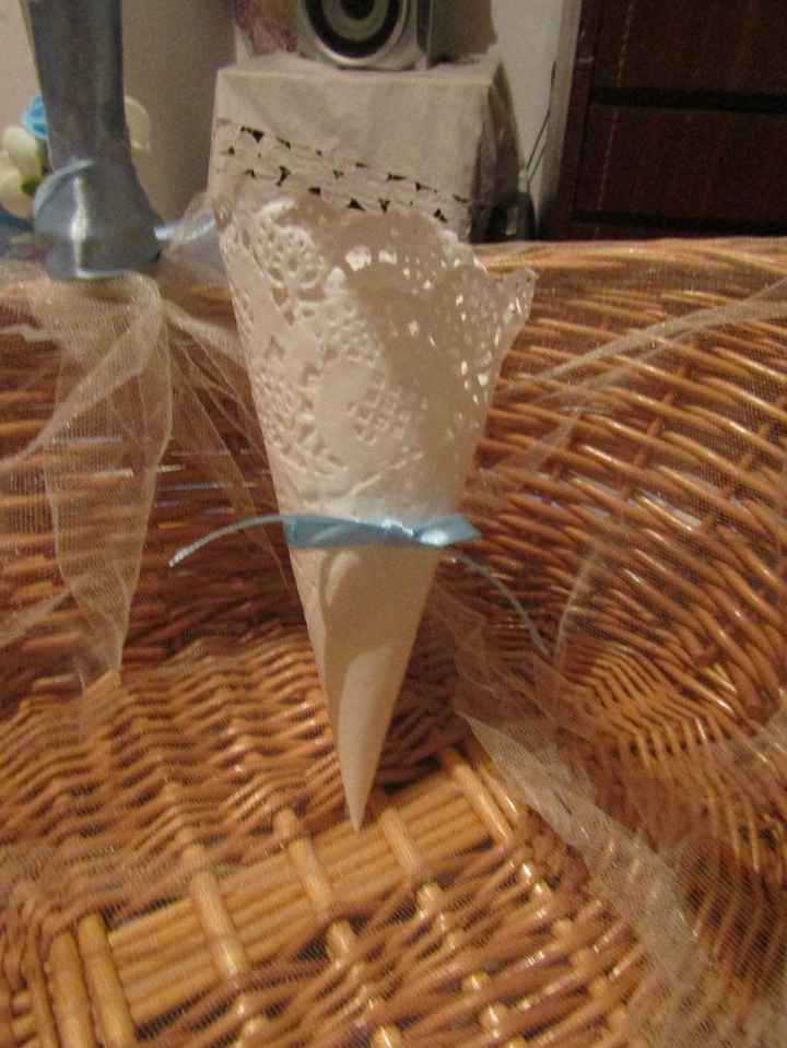 Cone para arroz ou petalas