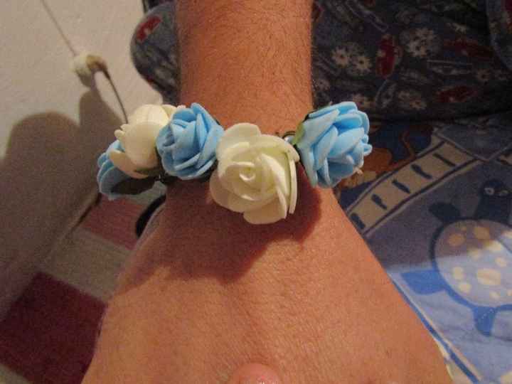 Primeira tentativa de corsage para damas de honor