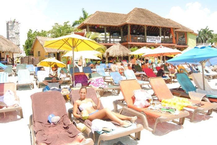 Margarita Ville, Negril