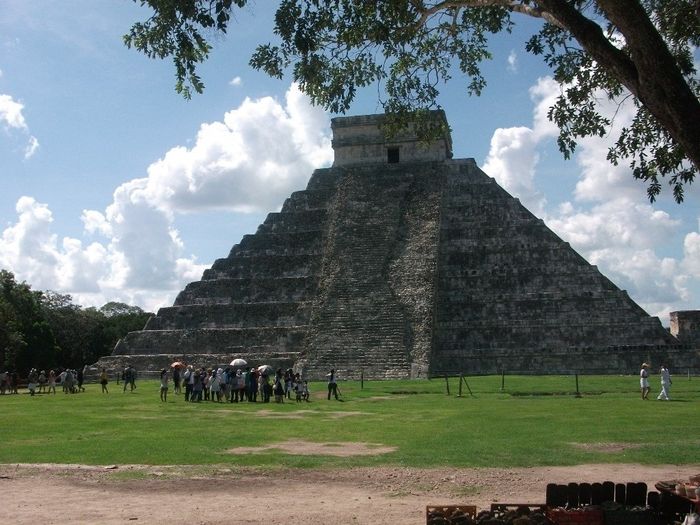 Piramide - Uma das sete maravilhas, infelizmente já não é possivel subir até lá cima já está muito d