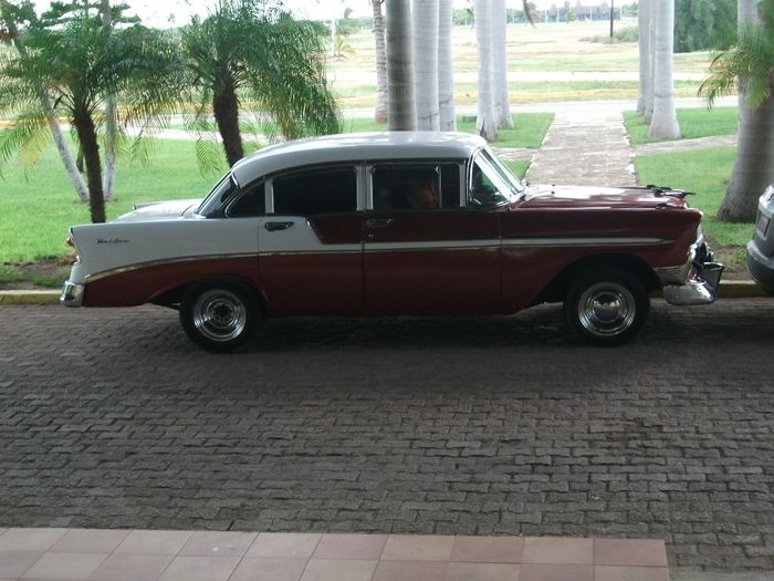 Taxi...